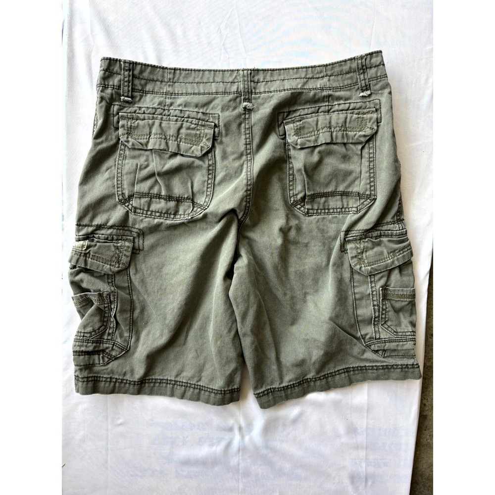 Unionbay Survivor Belted Cargo Shorts Mens 34 Olive Green Classic Fit Hiking - Picture 3 of 8